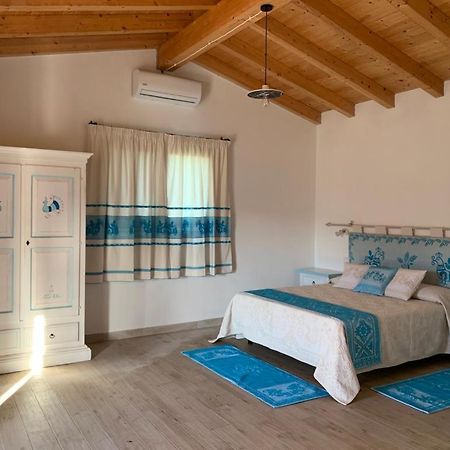 Tenute Venafiorita Loiri Porto San Paolo Extérieur photo