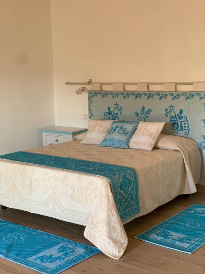 Tenute Venafiorita Loiri Porto San Paolo Extérieur photo