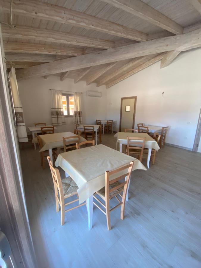 Tenute Venafiorita Loiri Porto San Paolo Extérieur photo